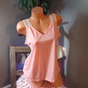 Boutique lace double V neck tank top L NWOT